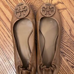 Tory Burch Tan Leather Flats with Logo Detail